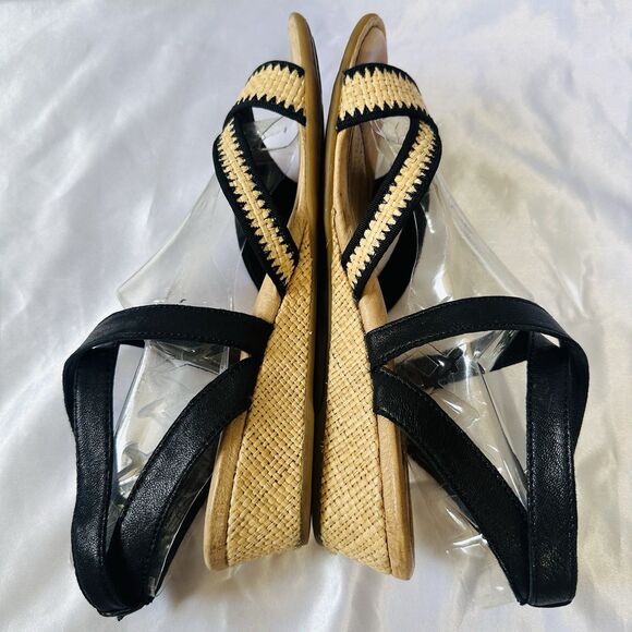 Born Low Wedge Heel Leather Strappy Sandals Black Comfort Shoes Women's SZ 10 - Picture 5 of 11
